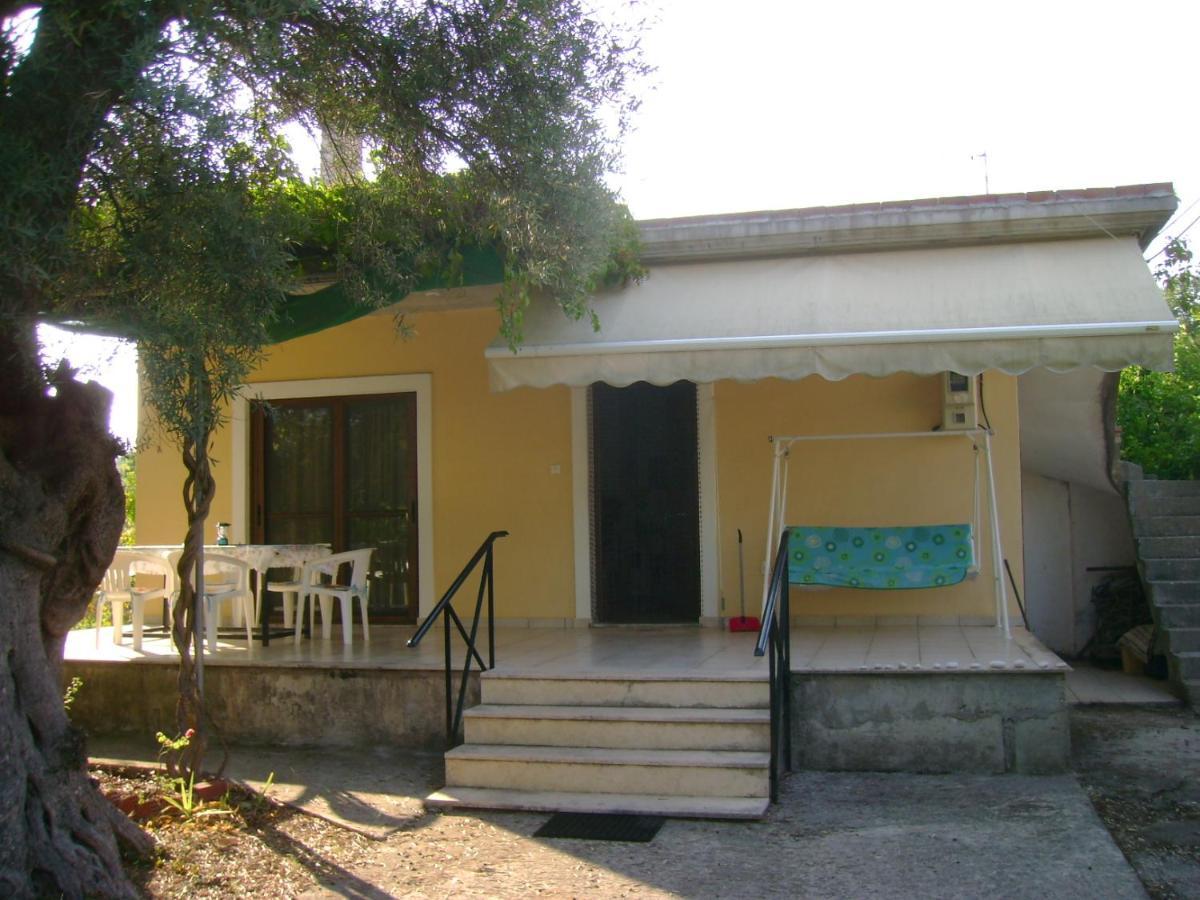 Lefkas House With Garden Villa Tsoukaladhes Exterior photo
